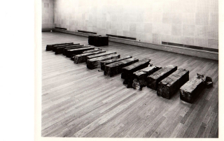 Katsuhiko Narita, 10th Tokyo Biennale ’70 - Between Man and Matter - Metropolitan Art Museum, Tokyo 1970. Foto di Shigeo Anzaï.